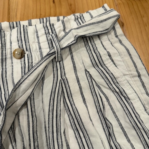 Madewell Striped High-Waisted Pants with Tie Belt - Picture 3 of 7